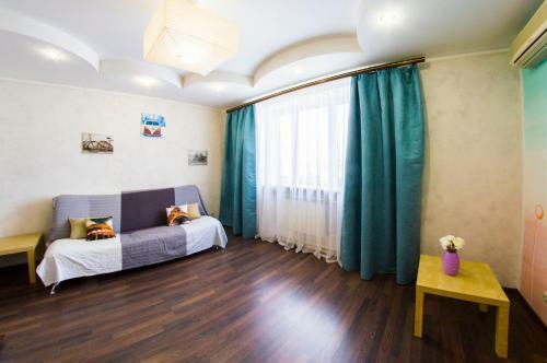 Rent-?????? Apartment On 25 Let Oktyabrya 11