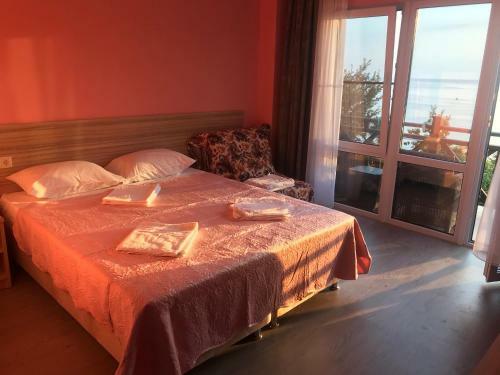 Hostal Guesthouse Serafinna