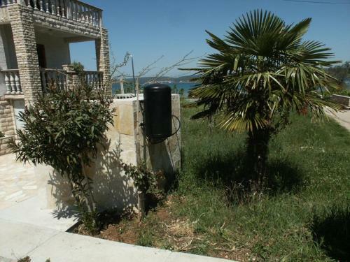 Hostal Triple Room Mrljane 327a