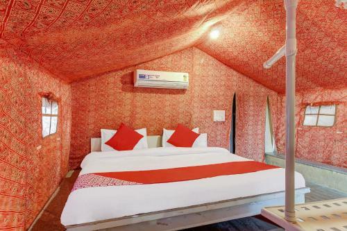 Oyo 41341 Hotel Paradise Tent Resorts