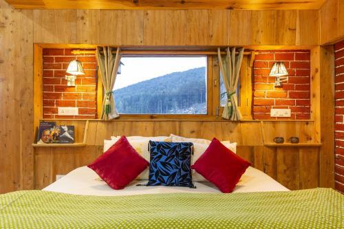 Zostel Homes Cheog (shimla)