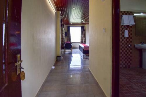 Hotel Oyo 43476 Vatika Resort