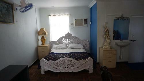 Hotel Sona Villa, The Lake Chalet