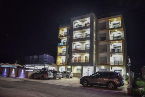 Aria Apartments
