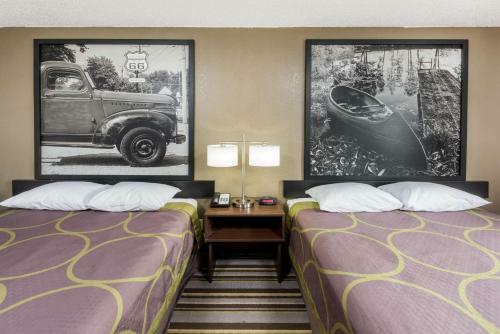 Hotel Super 8 By Wyndham Bloomington