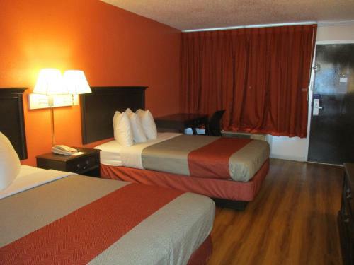 Hotel Motel 6 West Columbia Airport