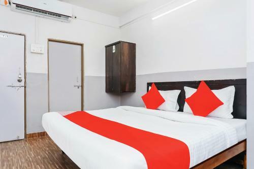 Hotel Oyo 36705 Laxmi Lodge New