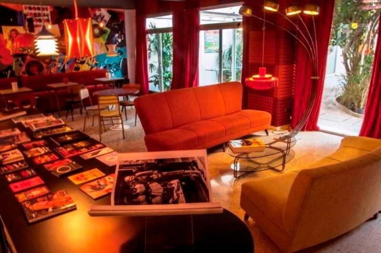 Vibes Music Hotel