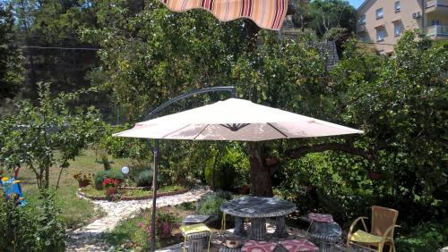 Apartment Supetarska Draga 2