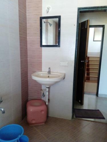 Hotel Ravikiran