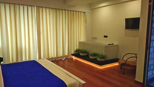 Hotel Polo Orchid Resort