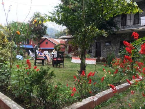 Bed & Breakfast Hotel Trekkers Lodge