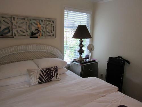 Bed & Breakfast Heathergate Cottage And Suites