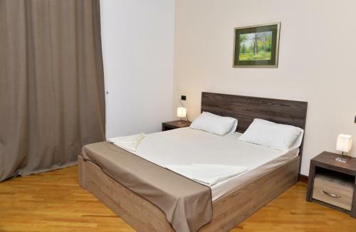 City Hotel By Picnic