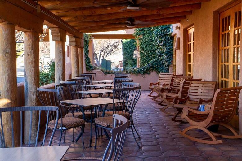 Hotel Courtyard By Marriott At Lake Powell - Page