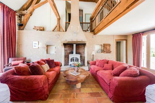 Moulins-engilbert Villa Sleeps 10 Pool