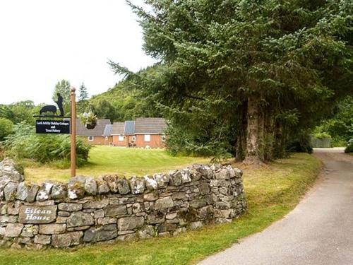 Stone Water Cottage