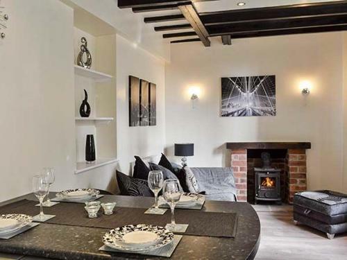 Ingle-nook Retreat