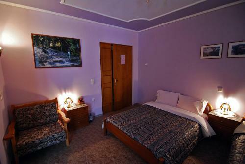 Hostal To Oneiro