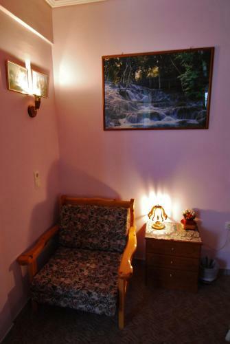 Hostal To Oneiro
