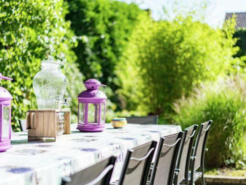 Spacious Villa In Sint Jacobiparochie Near Sea