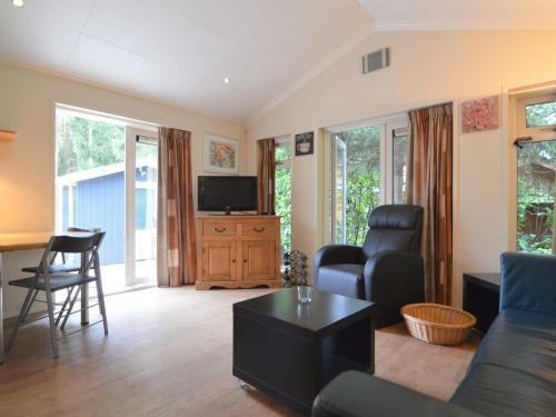 Quiet Holiday Home In Guelders By The Forest
