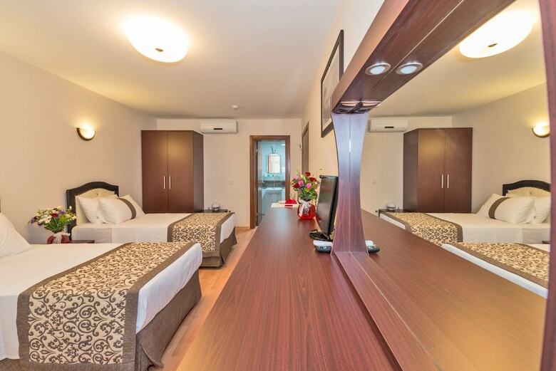 Taxim Marin Hotel
