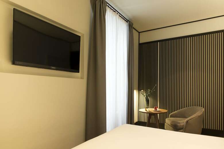 Hotel Icon Embassy By Petit Palace