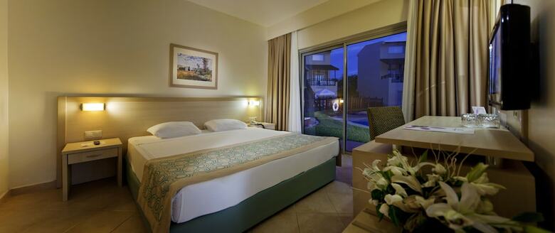 Hotel Silence Beach Resort - All Inclusive