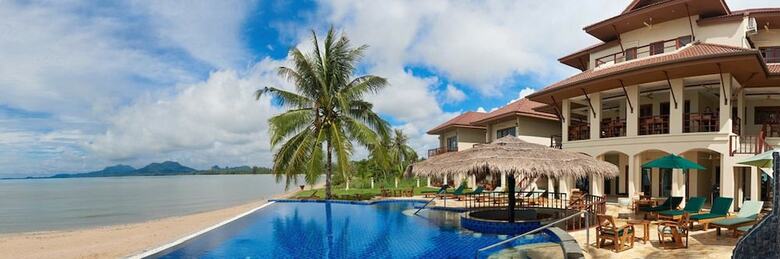 Hotel Sara Beachfront Boutique Resort