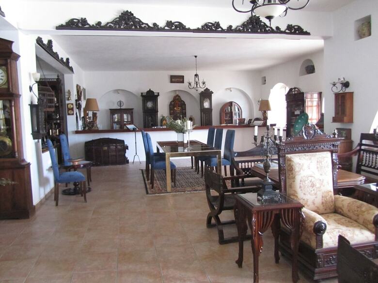 Porto Scoutari Romantic Hotel