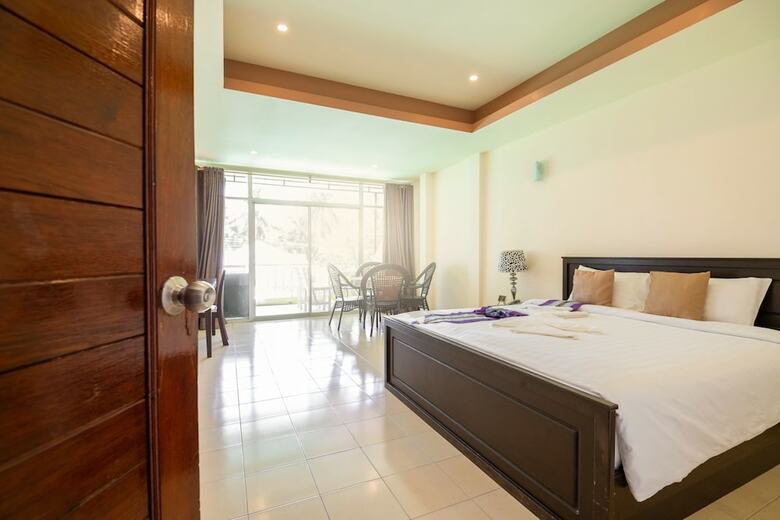 Talay Sai Hotel @ Thung Wua Laen