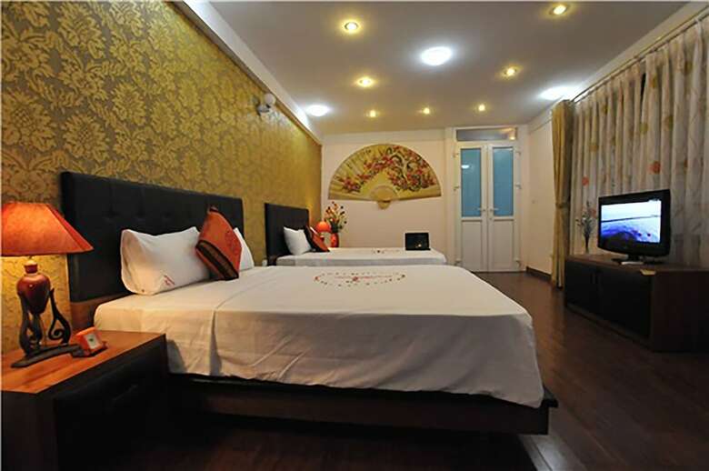 Urban Alley Hotel