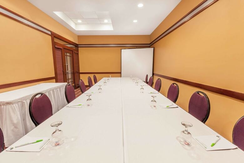 Hotel Wyndham Garden Sterling Heights