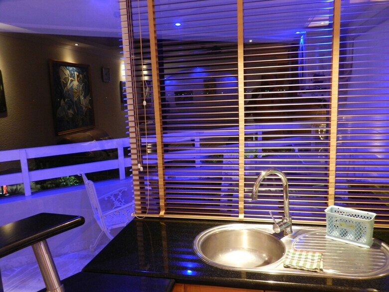 Alex Group Jomtien Plaza Condotel