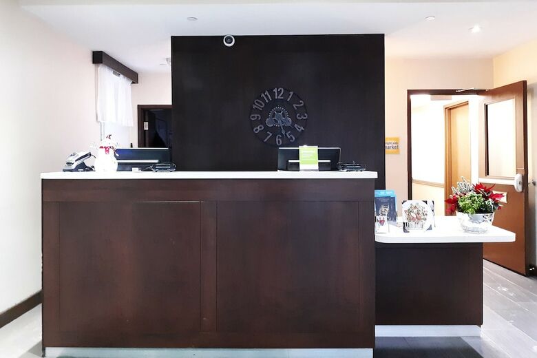 Apartamentos Hotel Oshawa Downtown