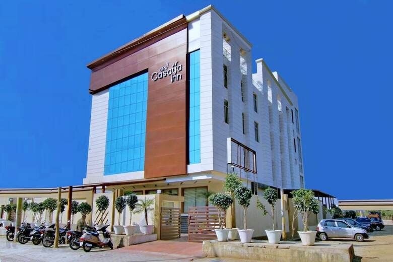 Hotel Casaya Inn