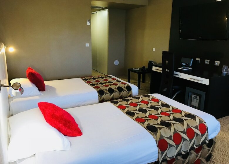 Hotel Grand H�tel De N�mes