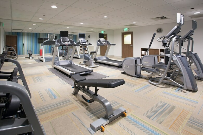 Hotel Holiday Inn Express & Suites Clarion
