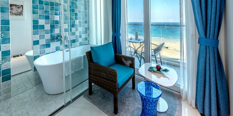 Aimi Jeju Beach Hotel