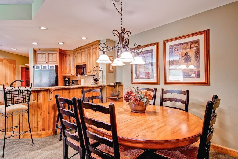 Highlands Westview By East West Hospitality