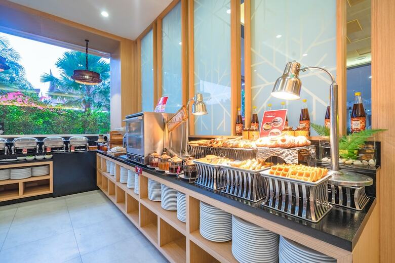 Hotel Ramada By Wyndham Phuket Deevana Patong