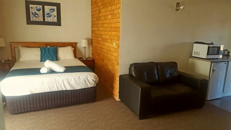 Centrepoint Motel