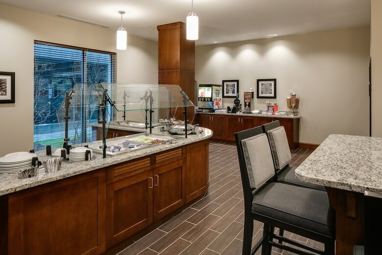 Hotel Staybridge Suites Des Moines Downtown