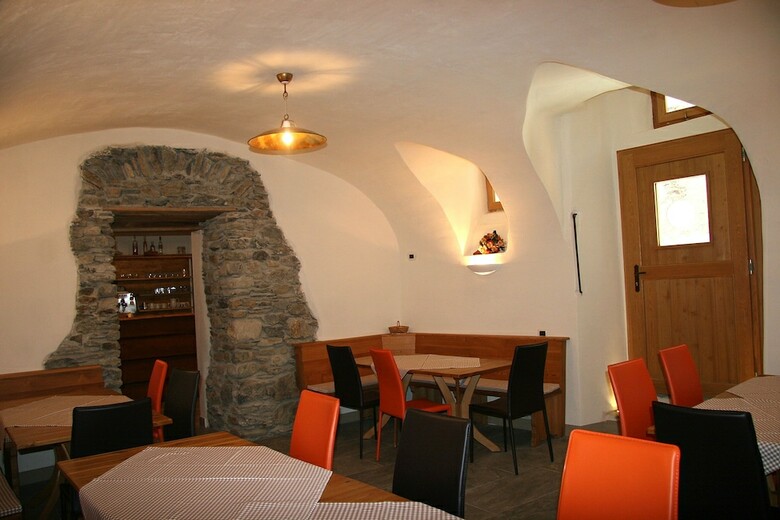 Hostal Ostello Del Castello Tirano