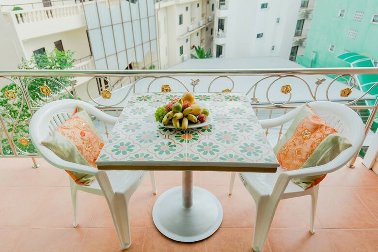 Hotel R.k. Guesthouse