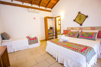 Hostal Hotel Pousada Praia Do Portinho