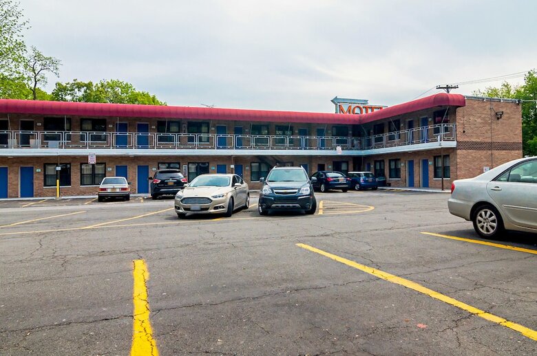 Motel 6 Elmsford, Ny - White Plains