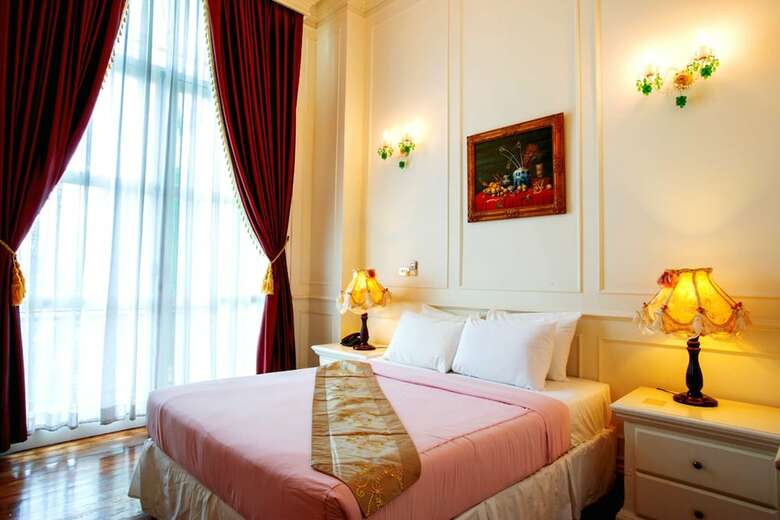 Chateau De Khaoyai Hotel & Resort