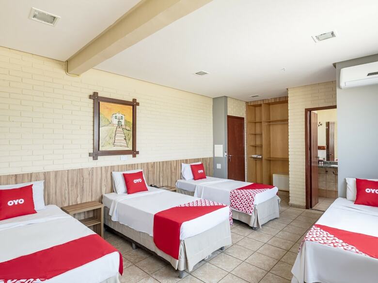 Oyo Hotel Serras De Goyaz Centro